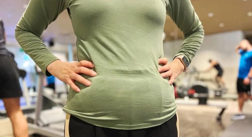 Nem lehetetlen: így fékezhető meg a klimaxkori hasi zsír