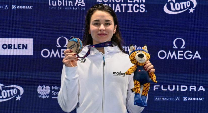 „Az utolsó ötvenen úgy éreztem, legyen ez mindenkié, akiről ez az elmúlt egy év szólt” – Késely Ajna Eb-bronzzal zárta le a kálváriáját