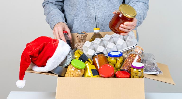 Az ünnepi jótékonykodás akár rémálommá is válhat. Mitől lesz őszinte a mosoly?