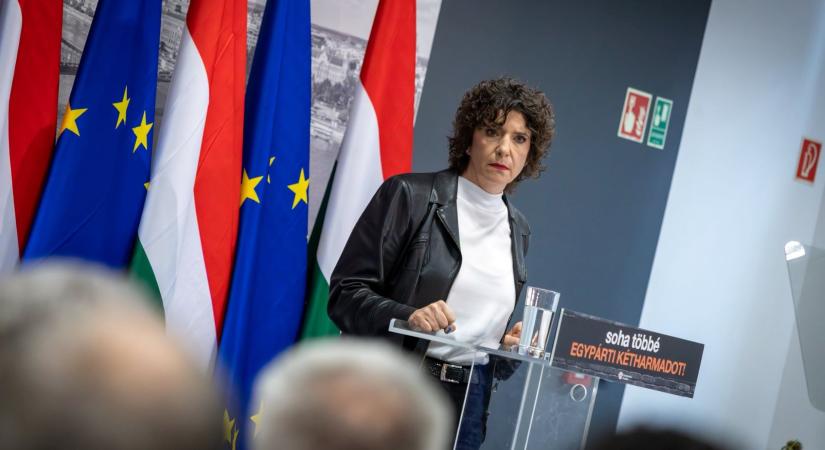 A DK az egypárti kétharmad ellen kampányol