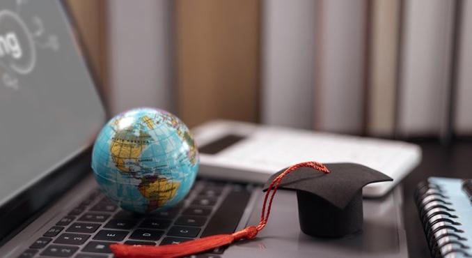 Magas pontszámokkal a legjobb szakokra kerülnek be, de a beiratkozásig már nem jutnak el