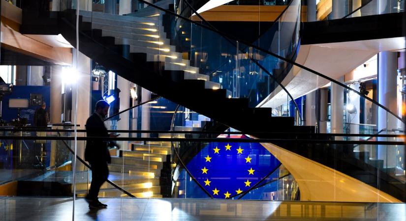 Korrupció és magyargyűlölet: ez a közös a brüsszeli politikusokban