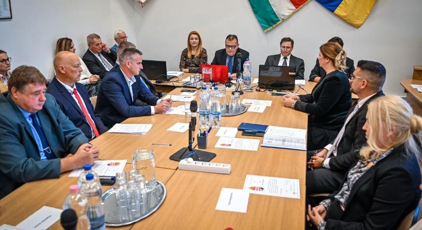 Adókedvezményt kapnak az egészségügyben dolgozók, ekkortól jár mindenkinek