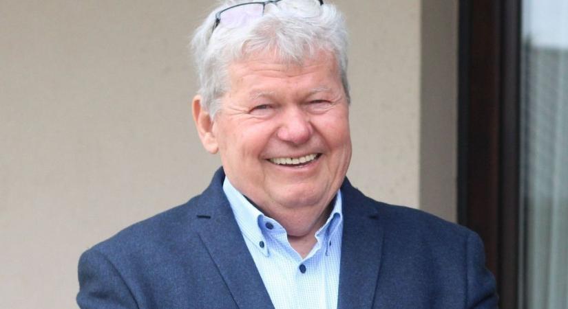 80 ezer fegyveres kap fegyverpénzként hathavi illetménynek megfelelő összeget