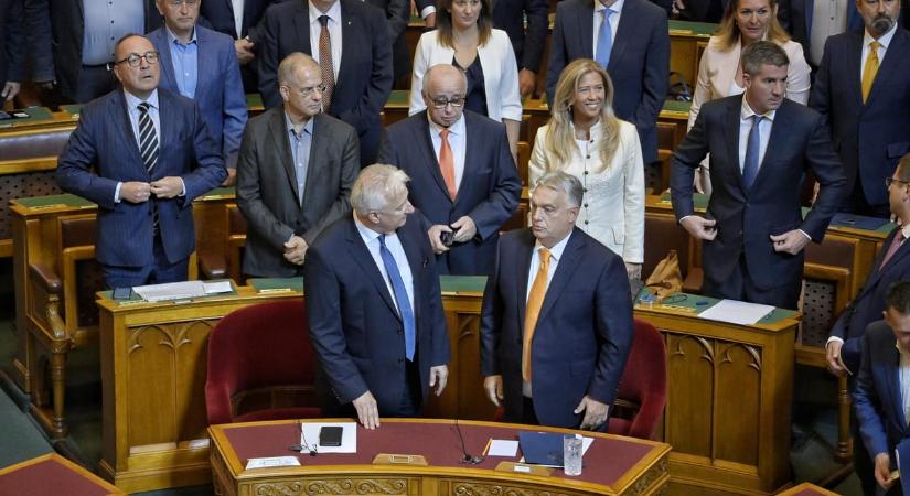 Kubatov Gábor egyszer sem szólalt fel a parlamentben 2007 óta