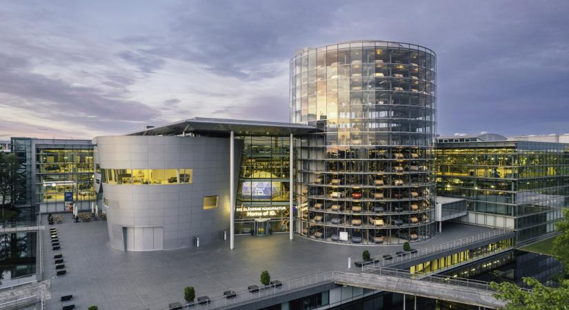 Hivatalos: ez a sors vár a Volkswagen üvegfalú gyárára