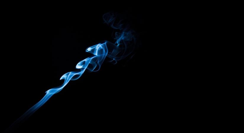 Rákkeltő fémeket találtak a Magyarországon jogszerűtlenül forgalmazott ízesített vape-ekben