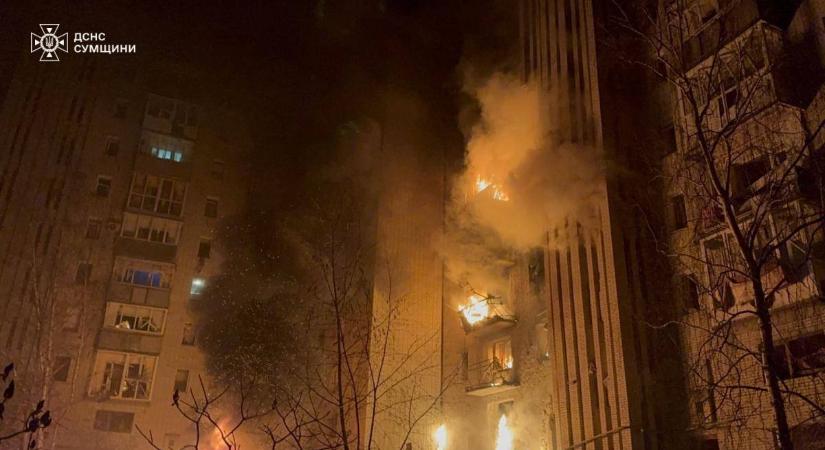 Több ukrajnai településre mértek csapást hétfőn az orosz erők