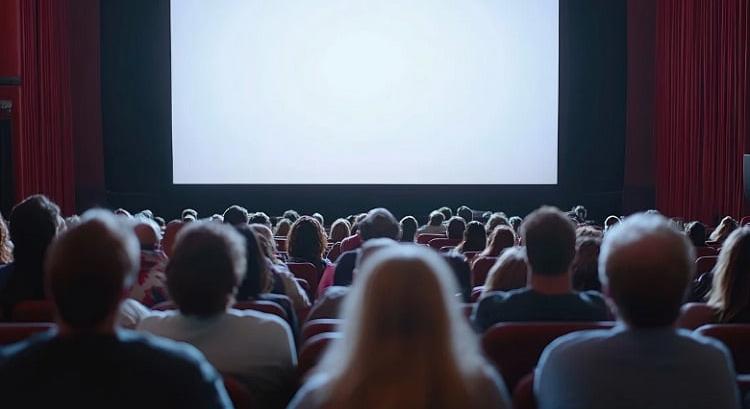 Gyerekfilmek előtt ment kormányzati reklám a Cinema City-ben – népharag zúdult rájuk