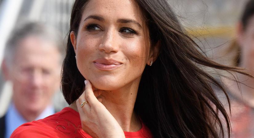 Meghan Markle békülni akar amputáción átesett édesapjával, testvére kitálalt a közösségi médiában!