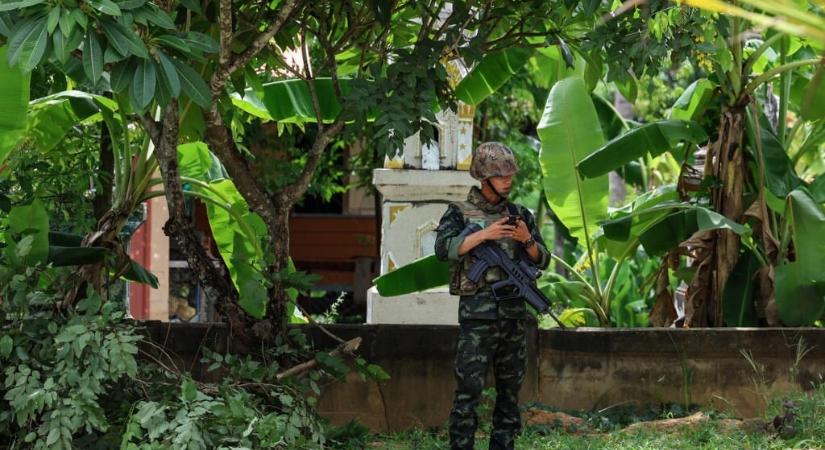 Thaiföld légicsapásokat indított Kambodzsa ellen