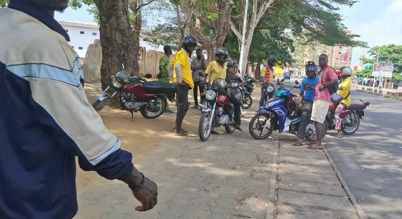 Benini elnök: sikerült meghiúsítani a puccsot, a kormány ura a helyzetnek