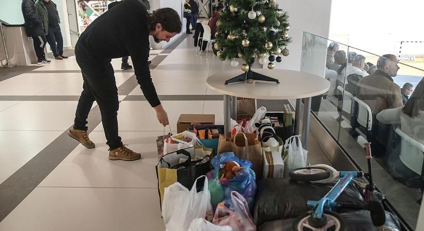 Beteg gyermekeknek szerveznek gyűjtést a DEAC meccsein