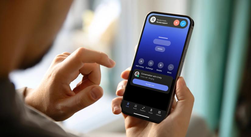 Rendkívüli bejelentést tettek: Változás jön a bankolásban, 2 millió magyart érinthet