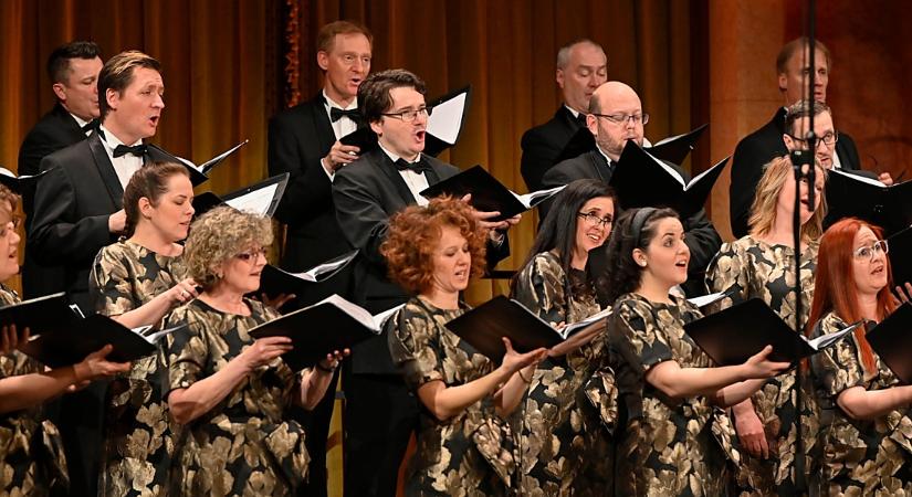 Gyönyörű muzsika csendül fel ezen a debreceni adventi koncerten