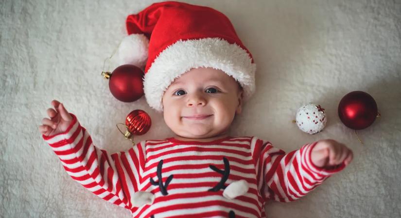 Az első karácsony babával: varázslat és káosz egyben