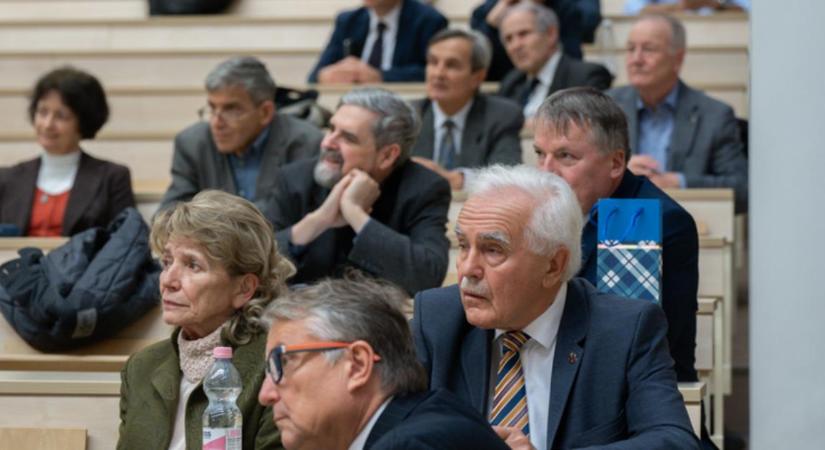 75 éves a Debreceni Egyetem Biokémiai és Molekuláris Biológiai Intézete