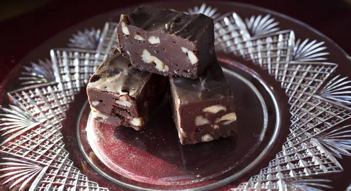 Csokis-pisztáciás karamella: szaloncukor helyett is tökéletes