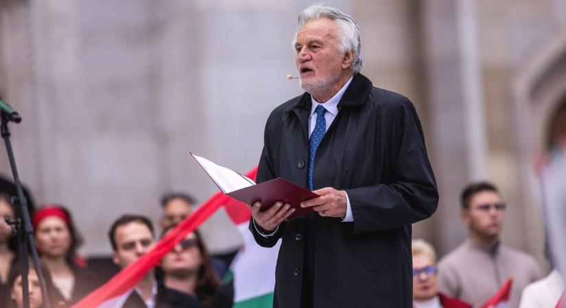 Körtvélyessy Zsolt: Egyetértek teljes mértékben ezzel a kormánnyal a háborúellenes hozzáállásában