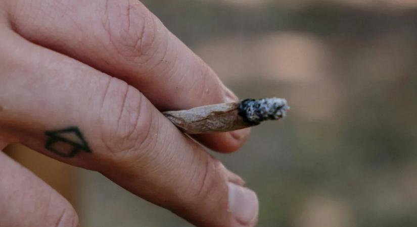 Egy drogos ámokfutása: megöléssel fenyegette a szüleit