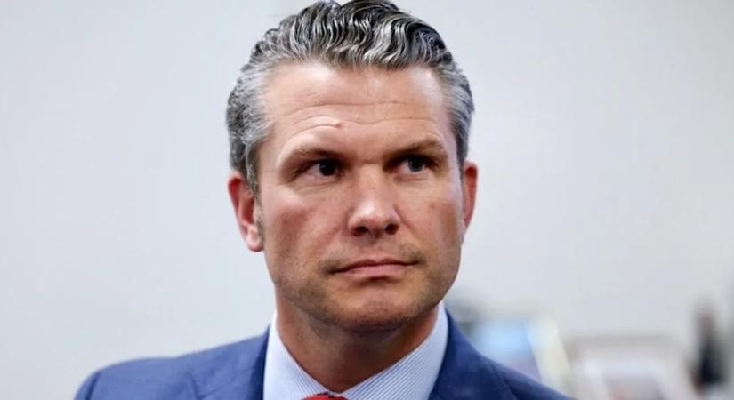 Hegseth megvédte az egyre több kritikát kapó karib-tengeri drogellenes hadműveletet