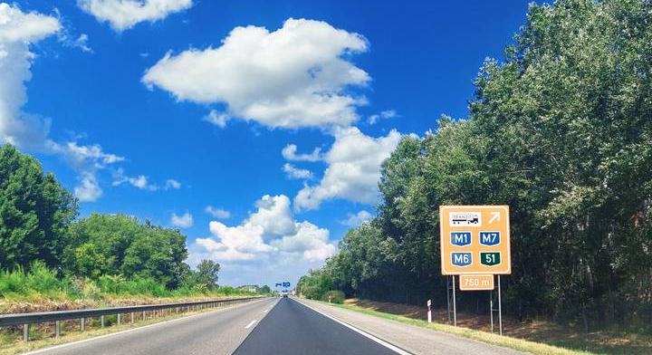 Mától lehet autópálya-matricát venni: ezzel a trükkel rengeteget spórolhatsz