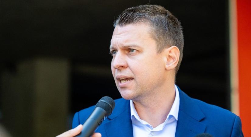 Menczer Tamás üzent: vállalja a partizános vitát tiszás ellenfelével