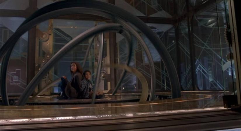 13 kísértet: Tizenhárom arc a pokolból (kritika)