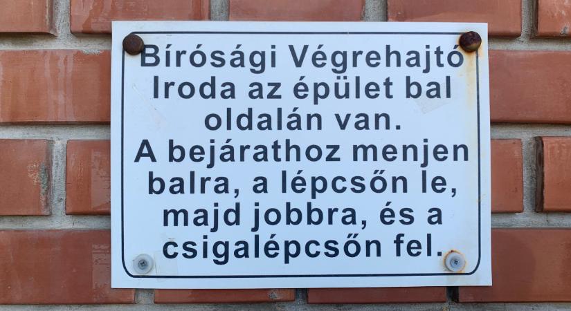 Fizetnie kellett a végrehajtói karnak