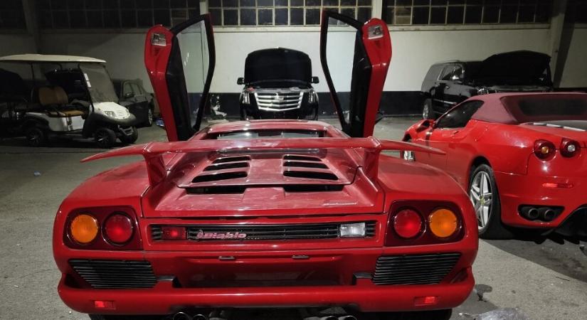 Ezt rejtette a bukott szír diktátor titkos garázsa