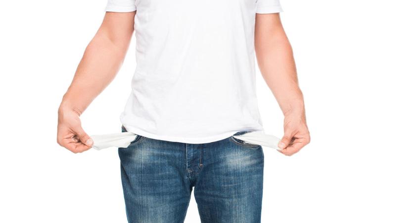 A kormány csodafegyvernek beharangozott kamatmentes munkáshitele csütörtököt mondott