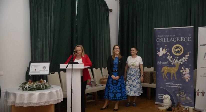 Csillagrege foglalkozás Balatoni Katalinnal a Perényi Kultúrkúriában - Tiszta forrásból