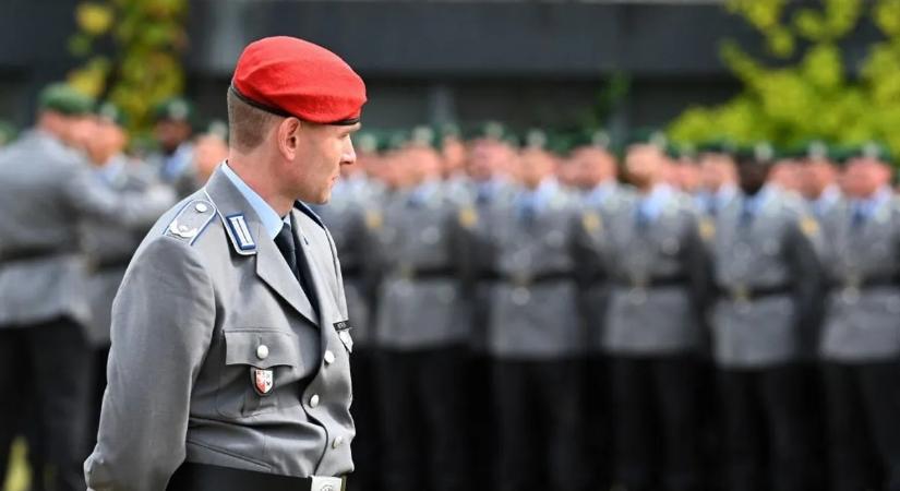 Itt a sorkötelezettség új rendszere Németországban: kötelező kérdőívvel kezdődik minden