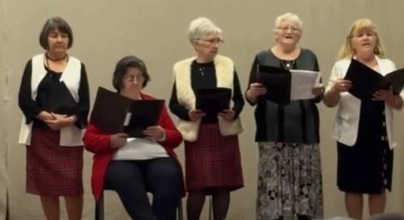 Harmincéves jubileumot ünnepeltek Vámosgyörkön a nyugdíjas klub tagjai