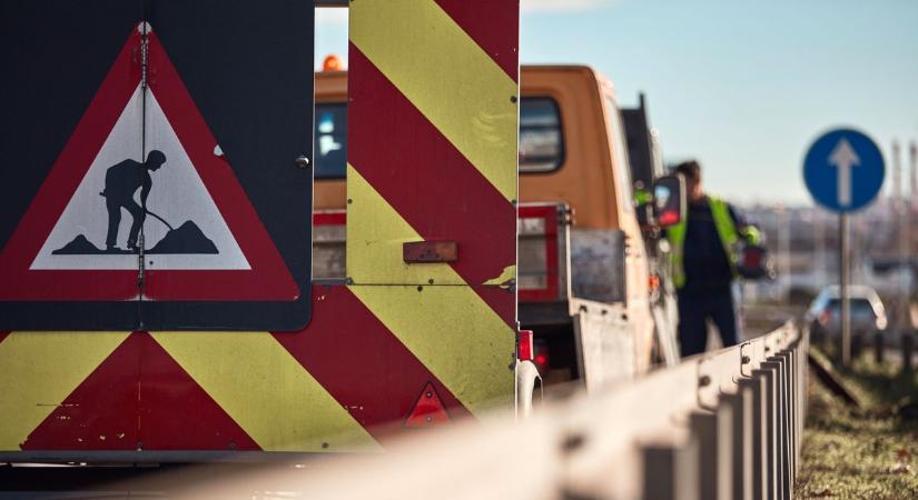 Tíz kilométeres a torlódás az M1-esen