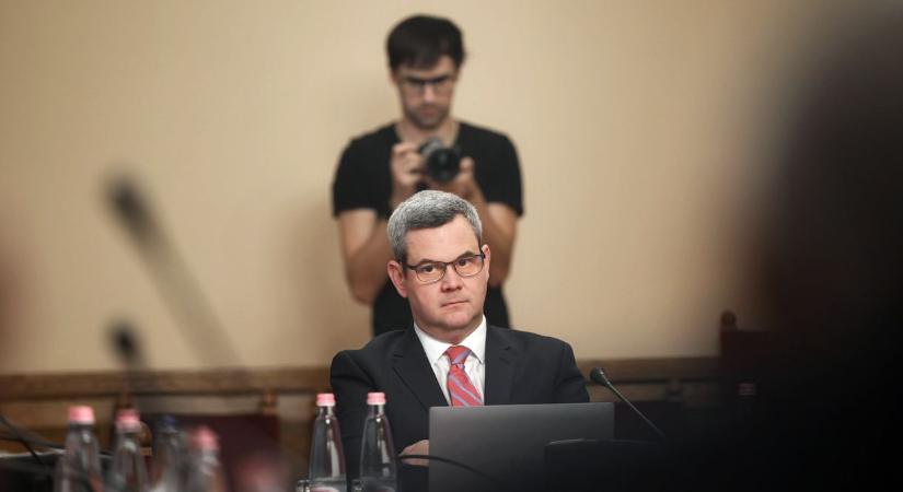 Takács Péter szerint nem igaz, hogy az egyházak miatt nincs petesejt-donáció, de hogy mikor lesz, az nem derült ki