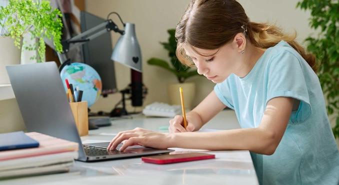 Hogyan segíthet a magántanár a Z generációnak a tanulásban és a pályaválasztásban?