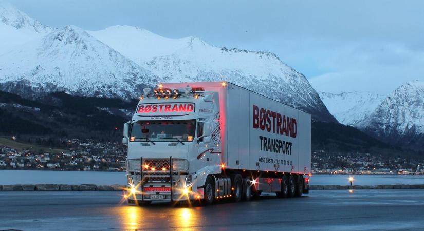 Nők a kormány mögött: kamionsofőrök új szerepben