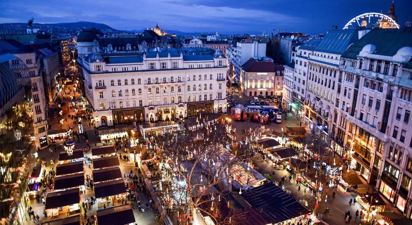 Szilveszter a Vörösmarty téren 2025 Budapest