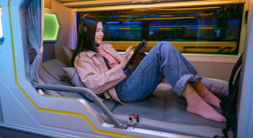 A légitársaságok business osztályát idézik Európa új luxus éjszakai buszai