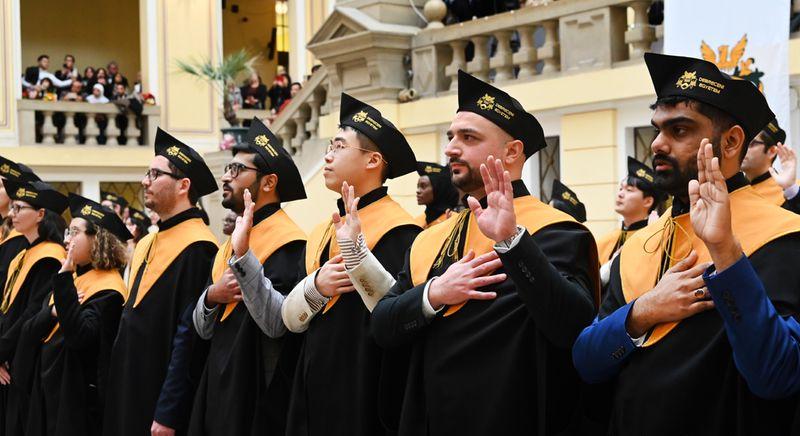 Orvosok tettek esküt Debrecenben