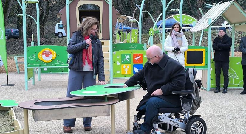 Kipróbáltuk: ezért különleges az új tatai játszótér videó