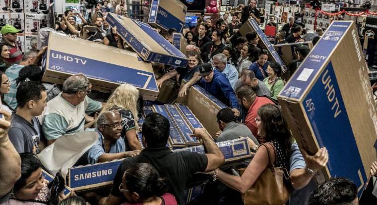 A Black Friday alatt már 160 ezernél is többet költenének a vásárlók