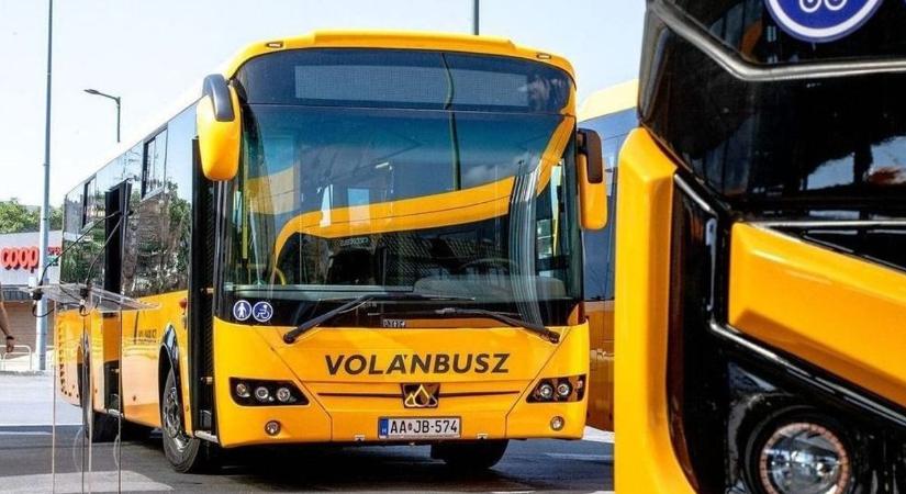 Amit az egri busz sofőrje művelt az állomásnál, arra egy utas se volt felkészülve