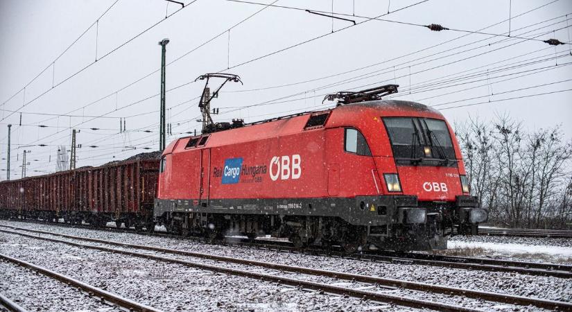 Lázár Jánosék döntése után fájdalmas lépésekre kényszerül a Rail Cargo Hungaria: díjemelés és leépítés jöhet állami támogatás híján