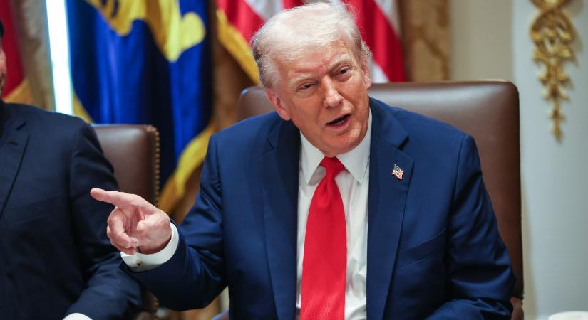 Donald Trump személyesen néz a Netflix körmére