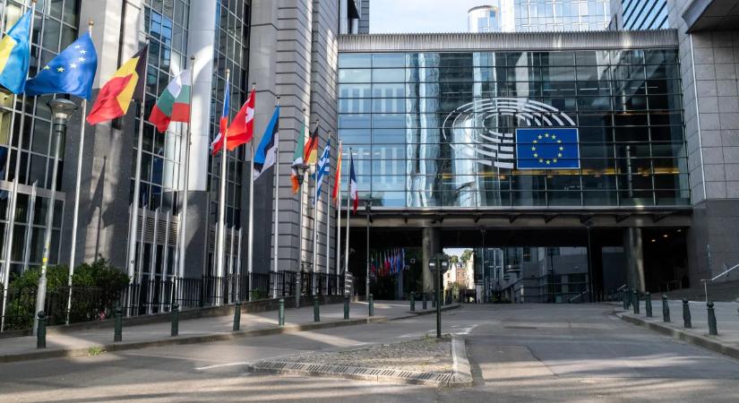 Lajkó Fanni: Az EU politikailag és gazdaságilag is egyre kevésbé tényező