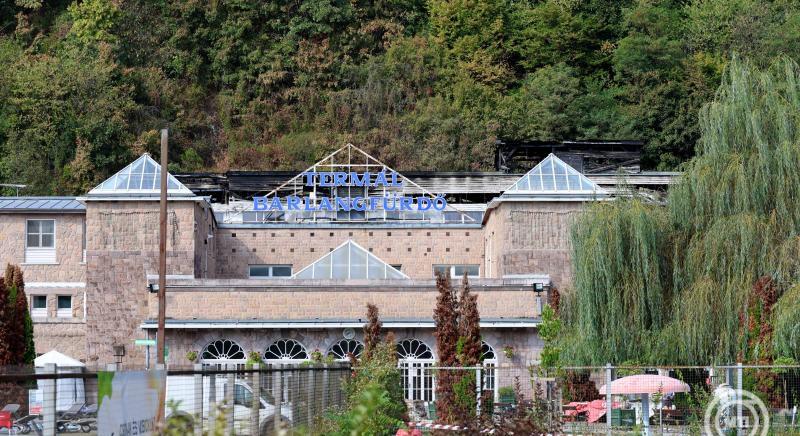 Nettó 768 millióból teszik rendbe a barlangfürdőt