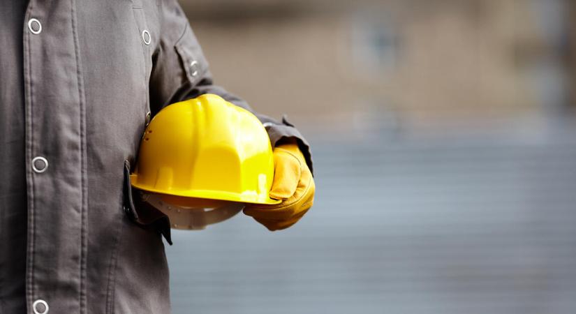 Jövőre is a Balkánra jellemző minimálbérért dolgozhatnak a magyarok