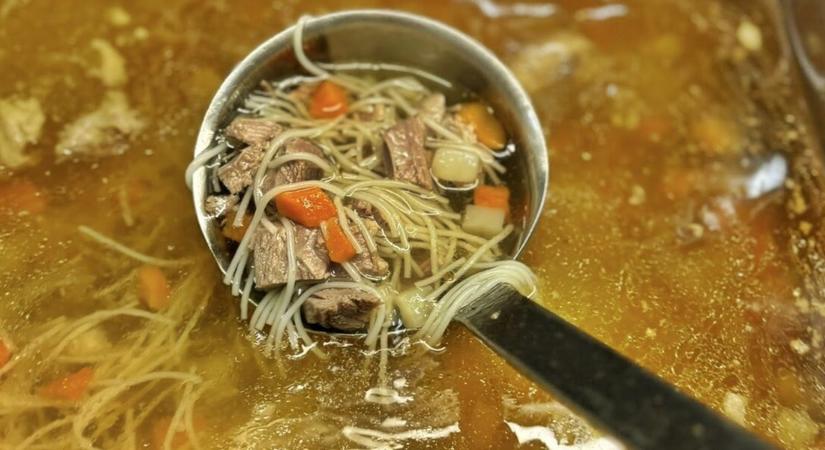 A varázslat a fazékban kezdődik: így készül a tökéletes karácsonyi húsleves